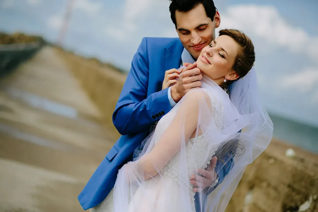 Vestuvių fotografija Lietuvoje – emocijos ir gamtos grožis