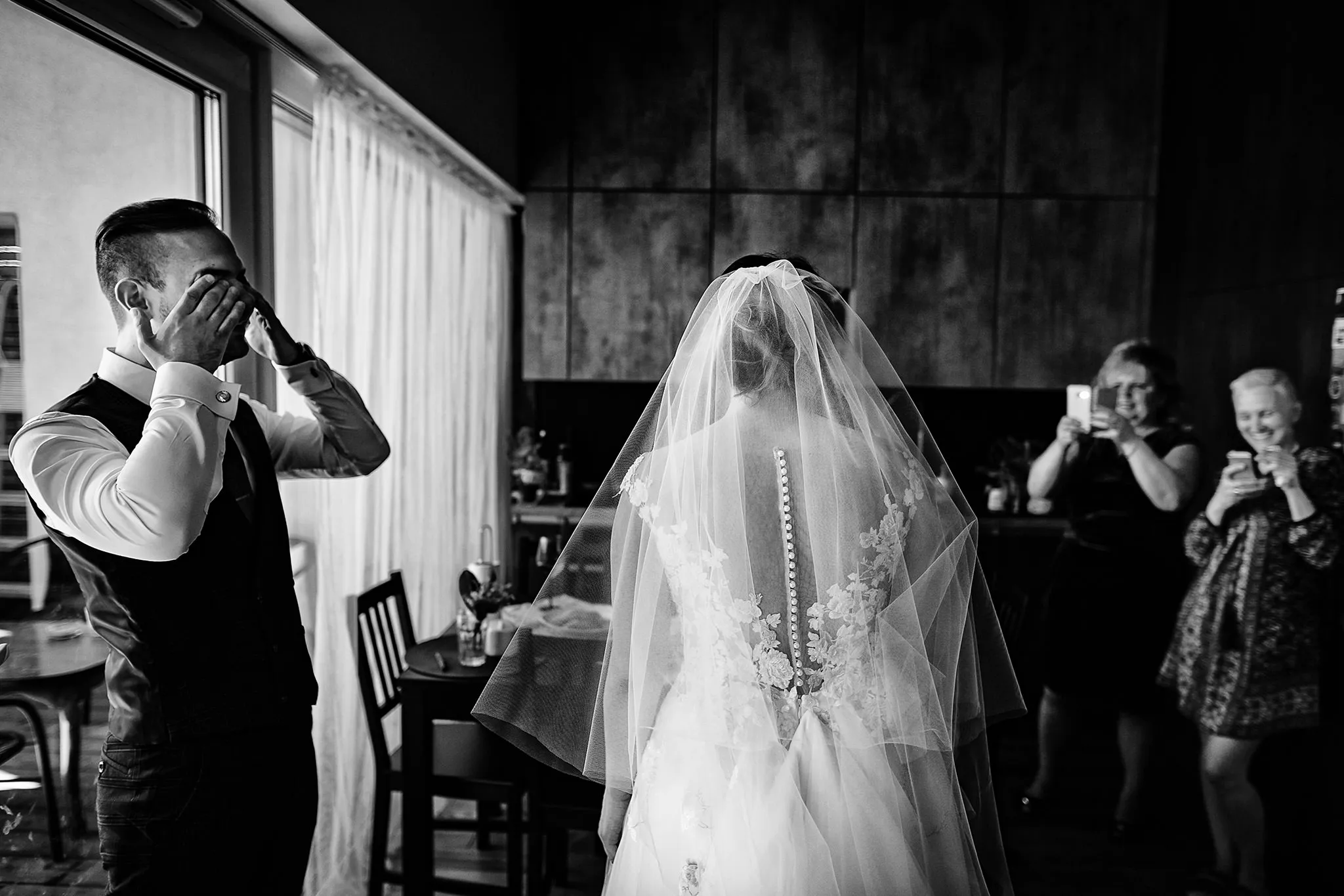 Gedas Girdvainis - Destination wedding photographer in Italy