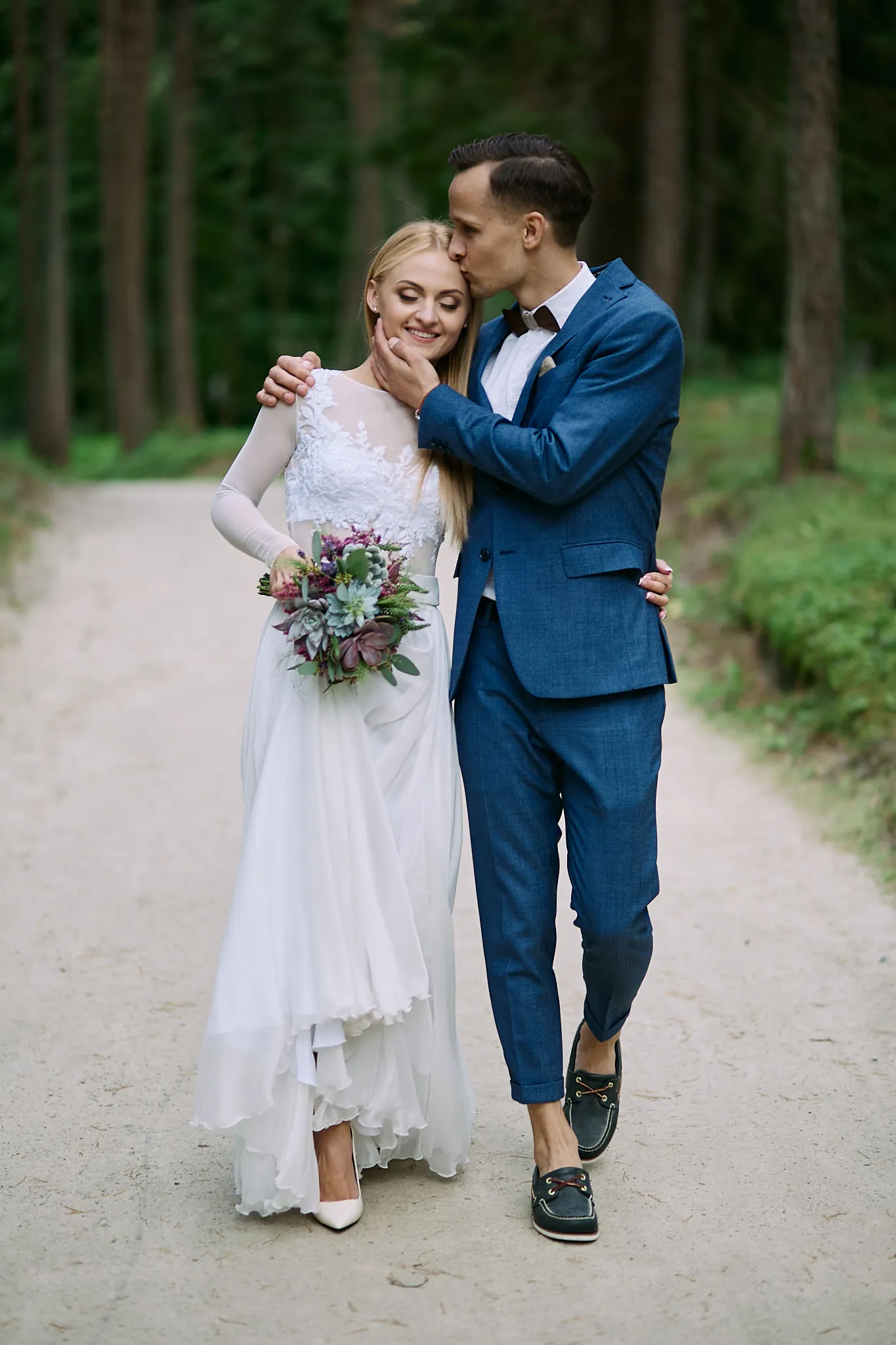 Vestuvių fotografas palangos gintaro muziejaus parke